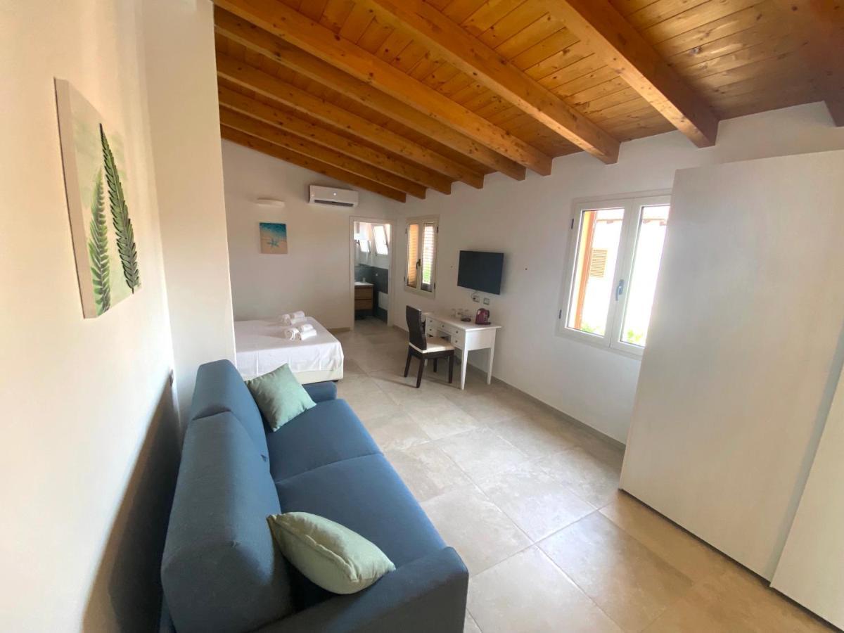 Punto Zero Rooms San Teodoro  Extérieur photo